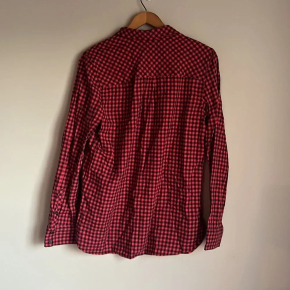 NEW J. Crew Classic button down red and black gingham - Picture 4 of 10